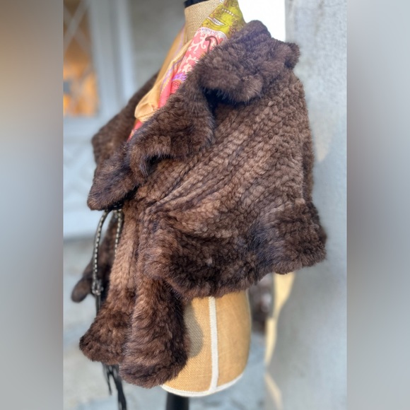 Woven/Knit Genuine Mink Fur Jacket, Shawl or Stole w/Ruffled Neckline - Picture 2 of 10